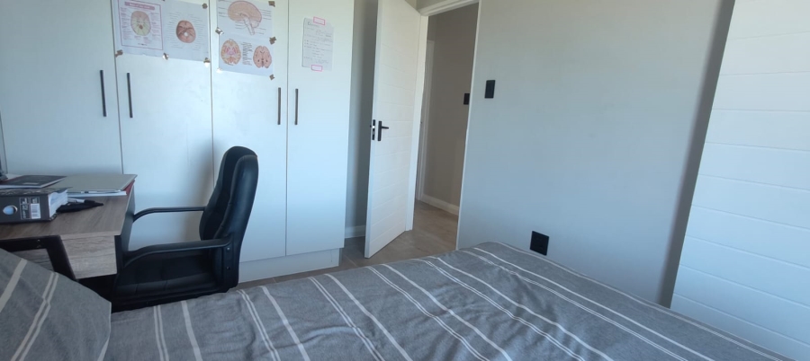 To Let 2 Bedroom Property for Rent in Overbaakens Eastern Cape